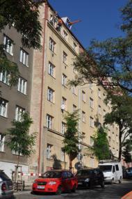 Fasáda před opravou