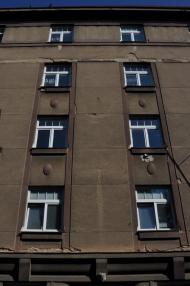 Fasáda Na břehu 17 - původní stav