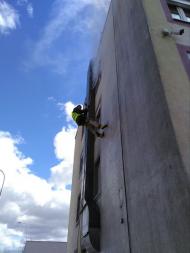 Odstranění biologického napadení a nátěr fasády - Eurovia