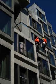 Petrské náměstí - tmelení