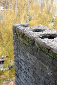 Komín v havarijním stavu